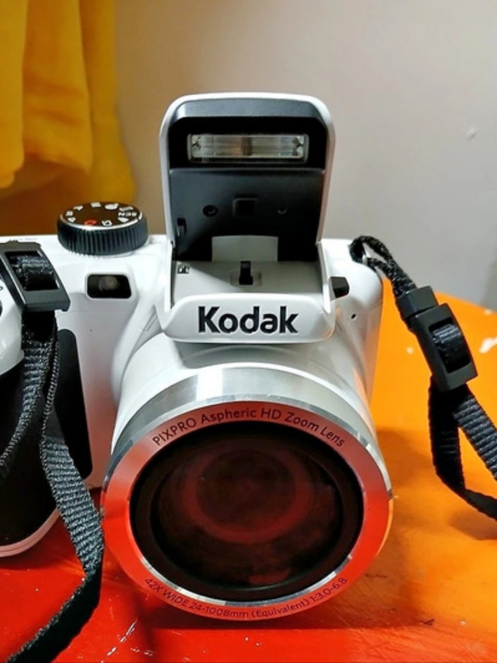 Kodak PIXPRO AZ421 Digital Camera White & Black